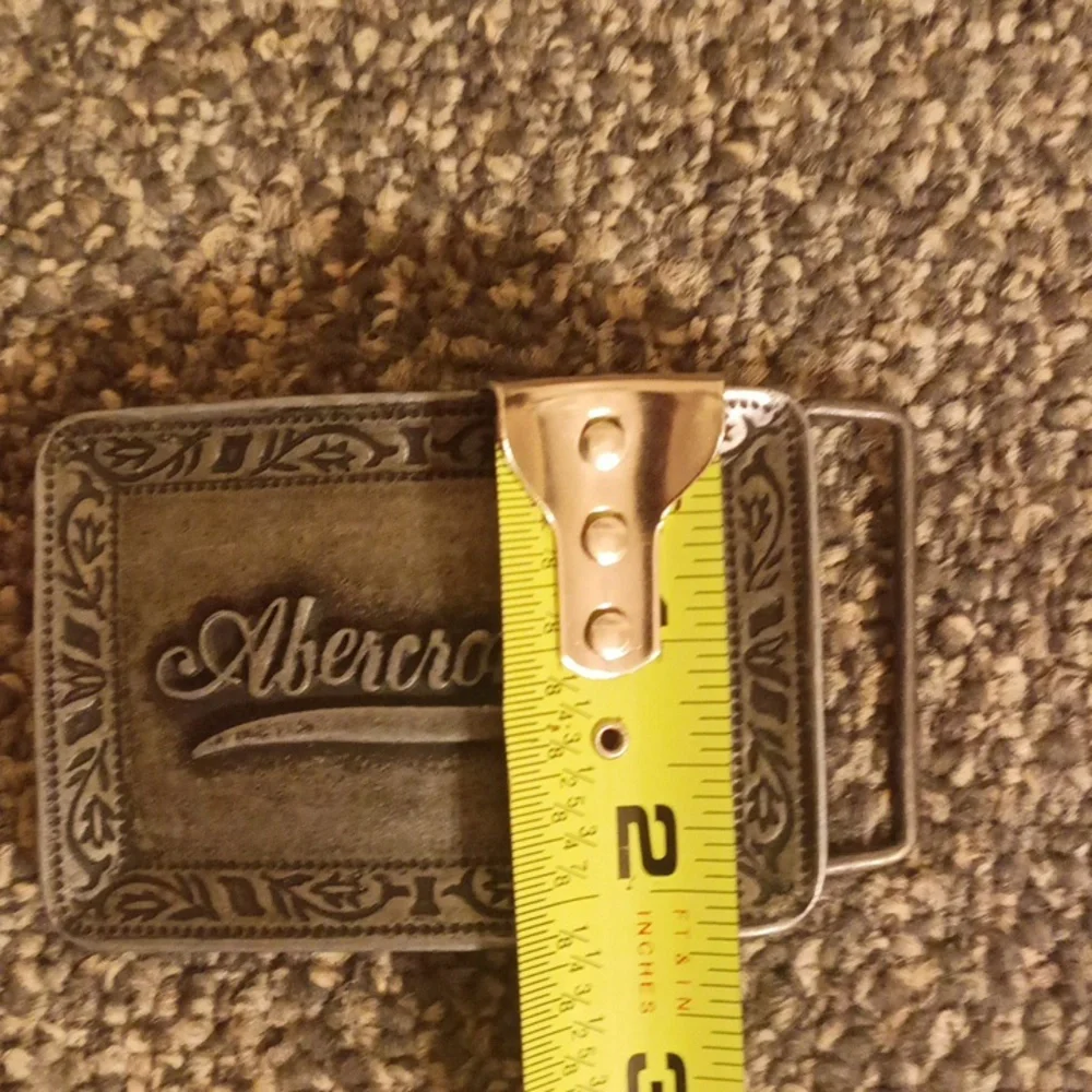 Abercrombie & Fitch men's pewter color metal belt buckle